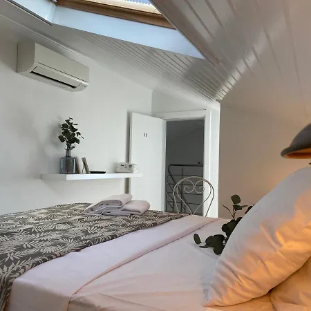 Hotel Moonbox